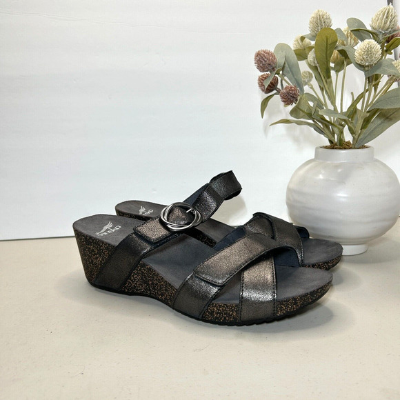 Dansko Leather Susie Wedge Sandals Buckle Black Women EU 42/11.5 Tried on - Picture 1 of 10
